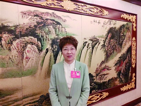 省人大代表西玉玲